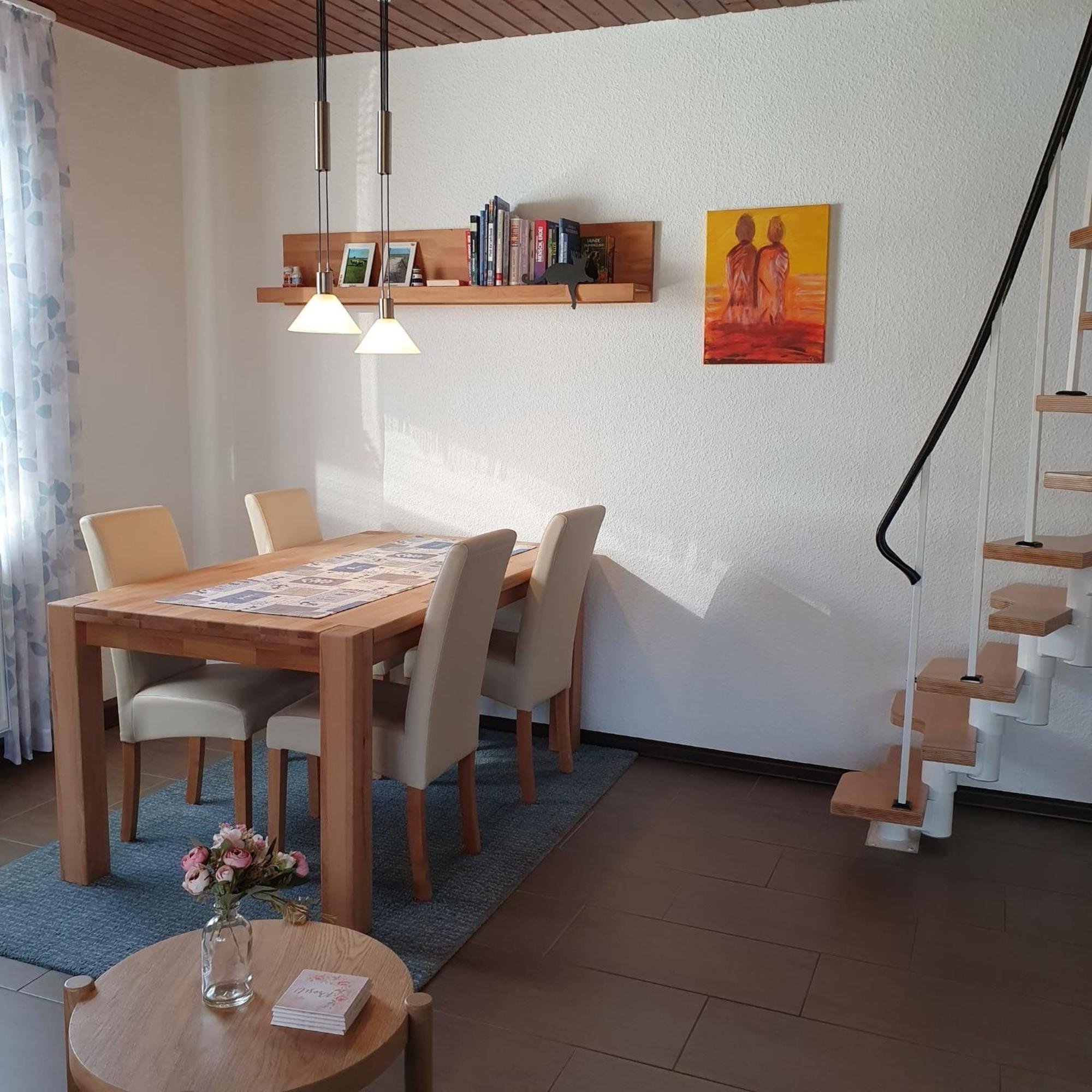 Kimbas Huus Berumbur Exterior foto